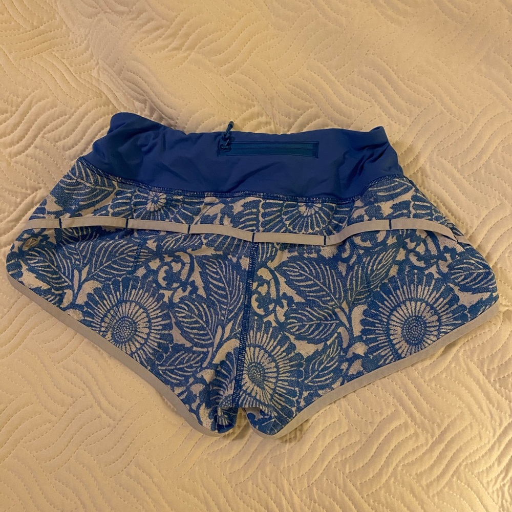 Lululemon speed up size 4 shorts